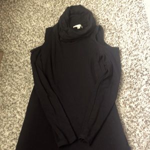 Black long sleeve dress